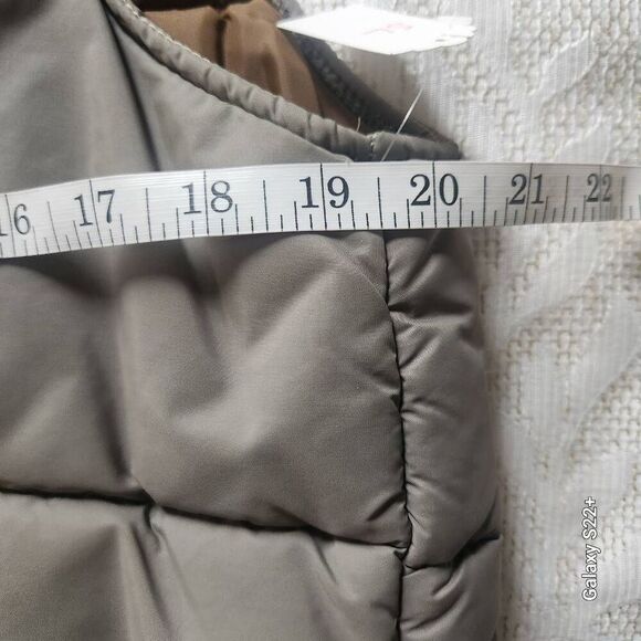 V13  Men's vintage quilted vest - Picture 7 of 7